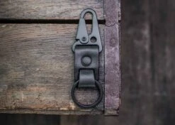 Ace High Quality Leather Keychain Clip -Fenix Shop IMG 0012 1 8 9792cf2f 485f 46de a33a c212059a72f9